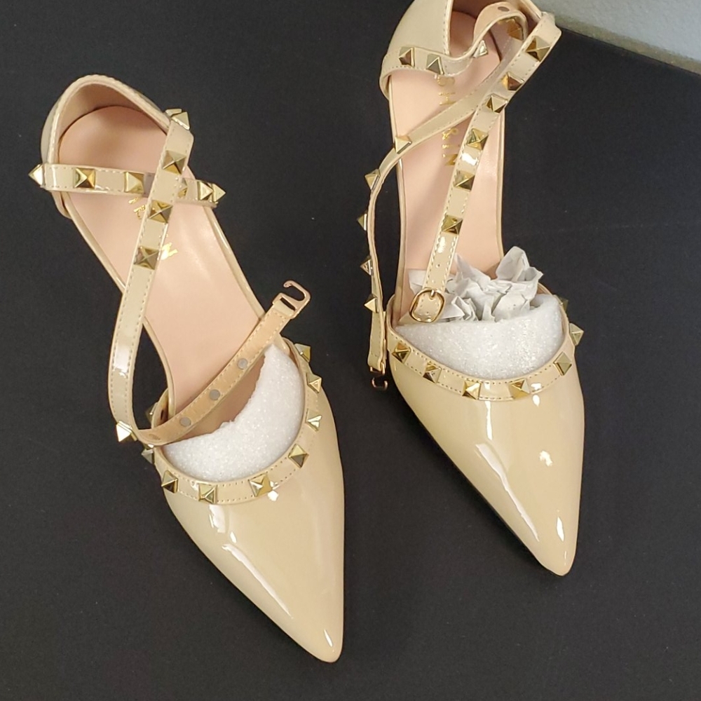 Nude heels